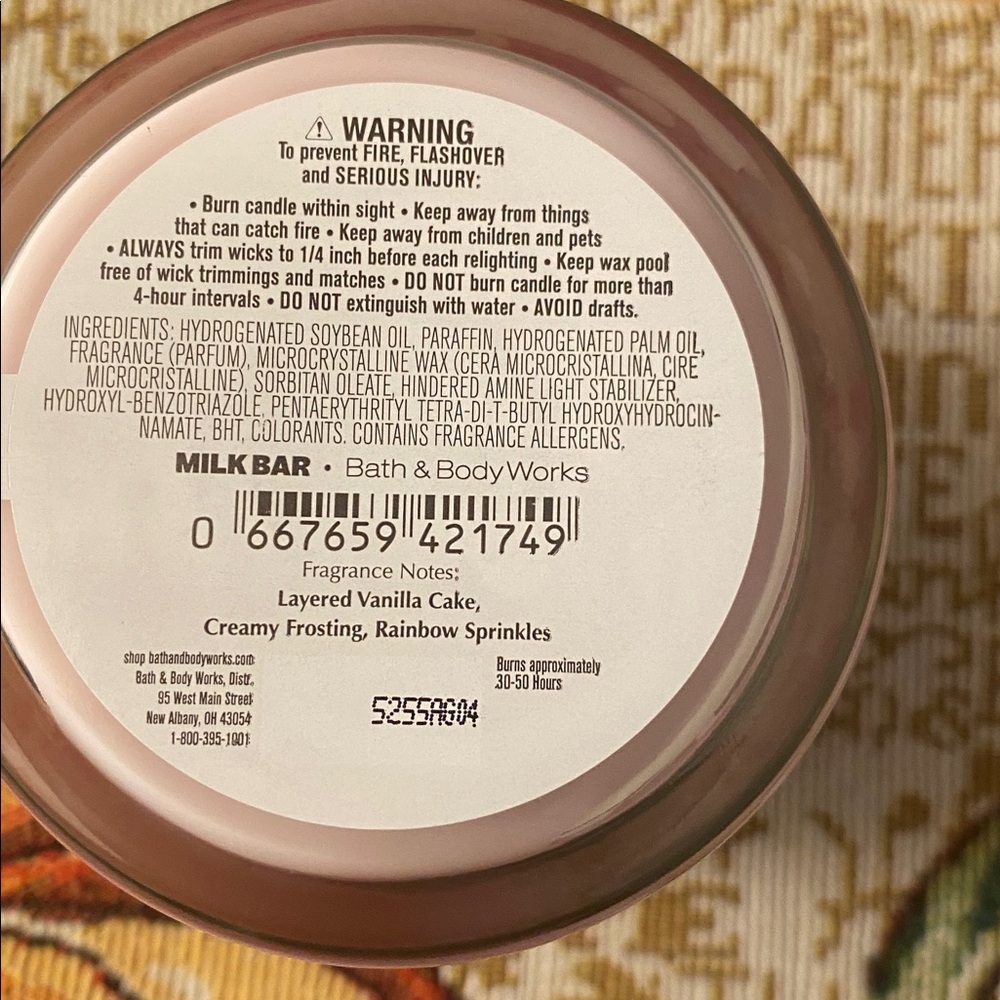 BATH & BODY WORKS - MILK BAR BIRTHDAY CAKE CANDLE 2025 - Picture 4 of 4